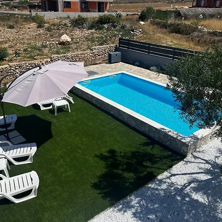Family-friendly With Swimming Pool Povljana, Pag - 24948 Apartment *
