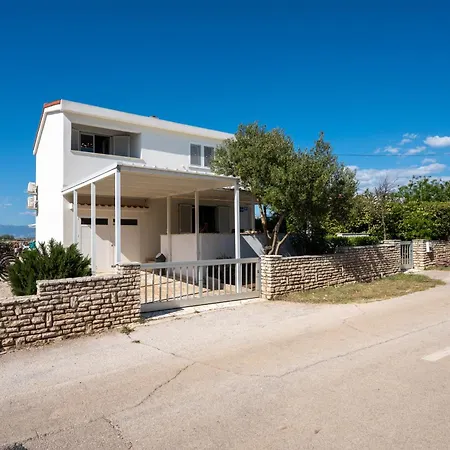 Family-friendly With Swimming Pool Povljana, Pag - 24948 Appartamento Povljana