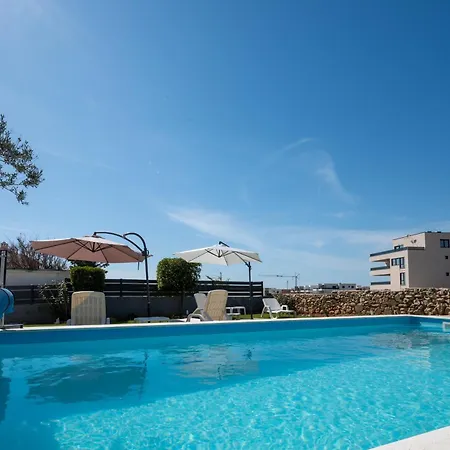 Appartamento Family-friendly With Swimming Pool Povljana, Pag - 24948