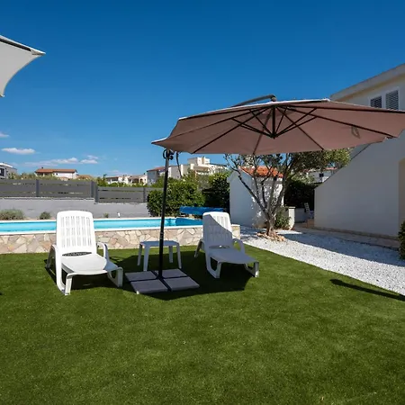 Family-friendly With Swimming Pool Povljana, Pag - 24948 Appartamento *