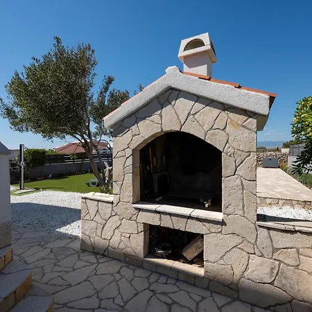 Family-friendly With Swimming Pool Povljana, Pag - 24948 Appartamento Povljana