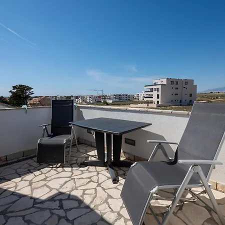 Appartamento Family-friendly With Swimming Pool Povljana, Pag - 24948 Povljana