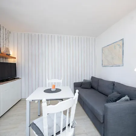 Family-friendly With Swimming Pool Povljana, Pag - 24948 * Povljana