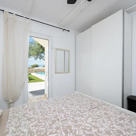 Family-friendly With Swimming Pool Povljana, Pag - 24948 Povljana