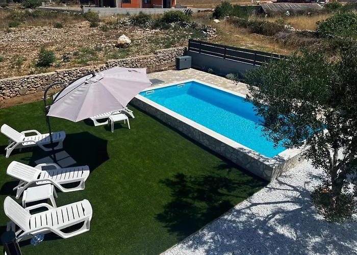 Family-friendly With Swimming Pool Povljana, Pag - 24948 Апартаменты *