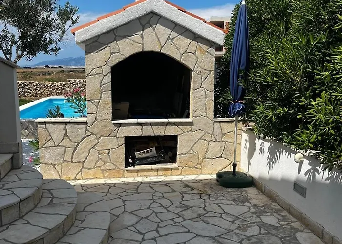 Family-friendly With Swimming Pool Povljana, Pag - 24948 Daire *